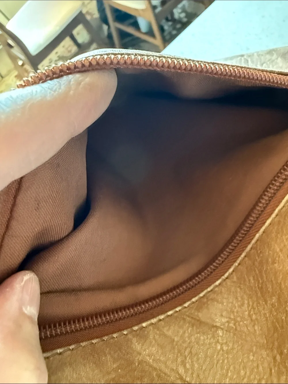 Graffio Brown Leather Triangular Crossbody Bag